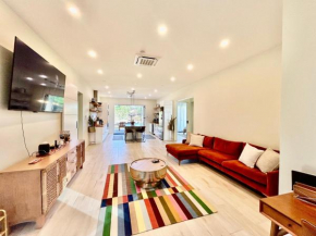 New!!!! St Silas 3-Bdrm, 3 and a half bath Villa approx 8 minutes from pristine beaches and shopping area